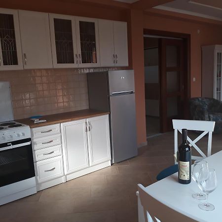 Apartmani Tanja ティヴァト エクステリア 写真